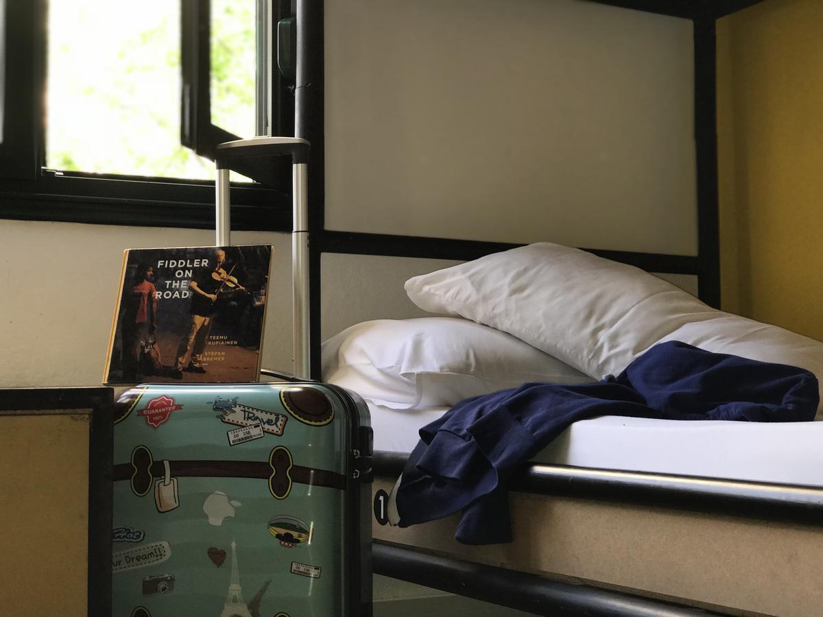 Destil Hostel Tirana Kültér fotó